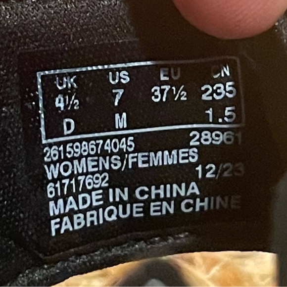 Clark’s Cloudsteppers Cushionsoft Flip Flop Shoes Sz 7 M - Picture 10 of 10